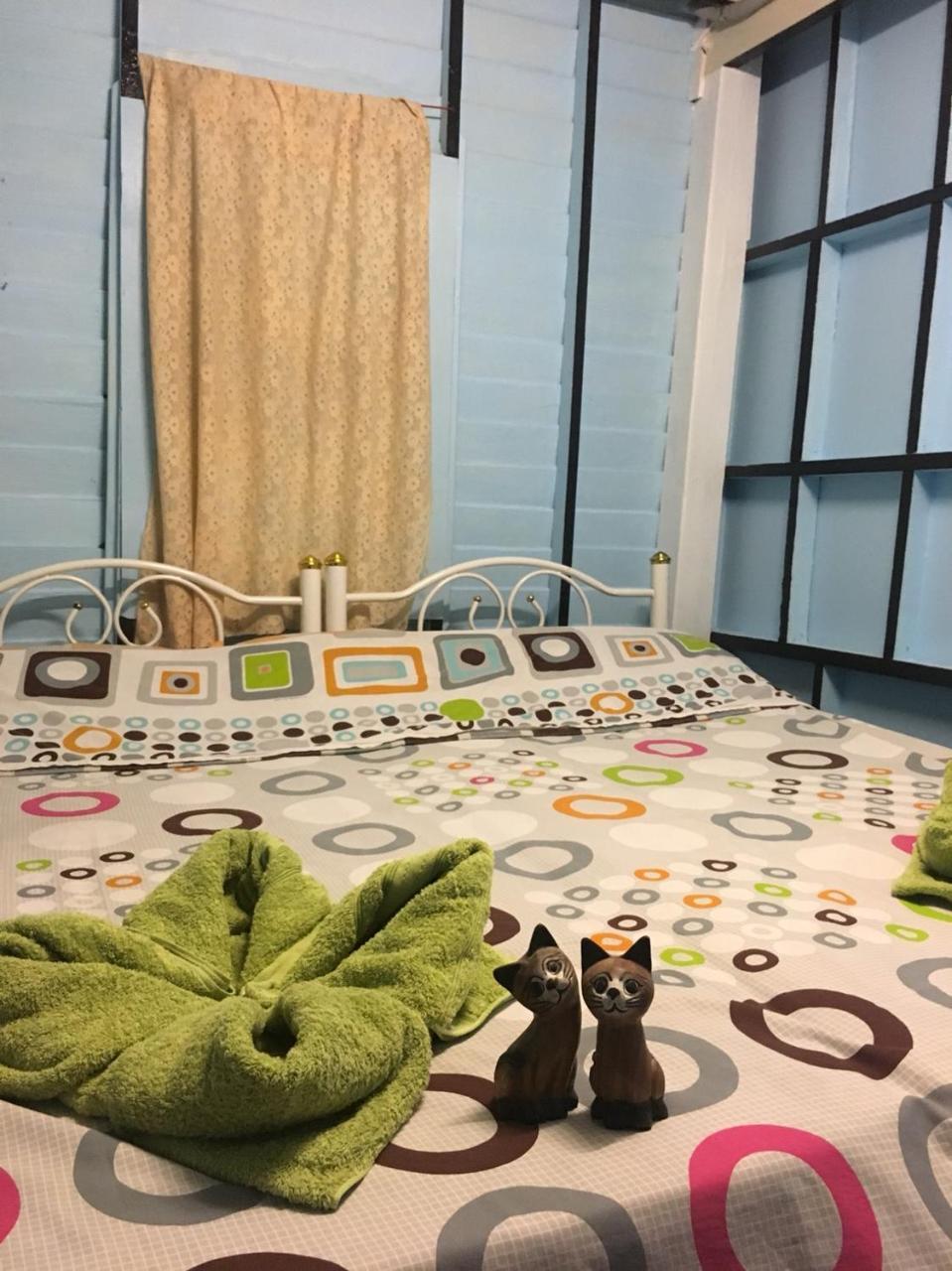 בנגקוק New Phiman Riverview Guesthouse מראה חיצוני תמונה